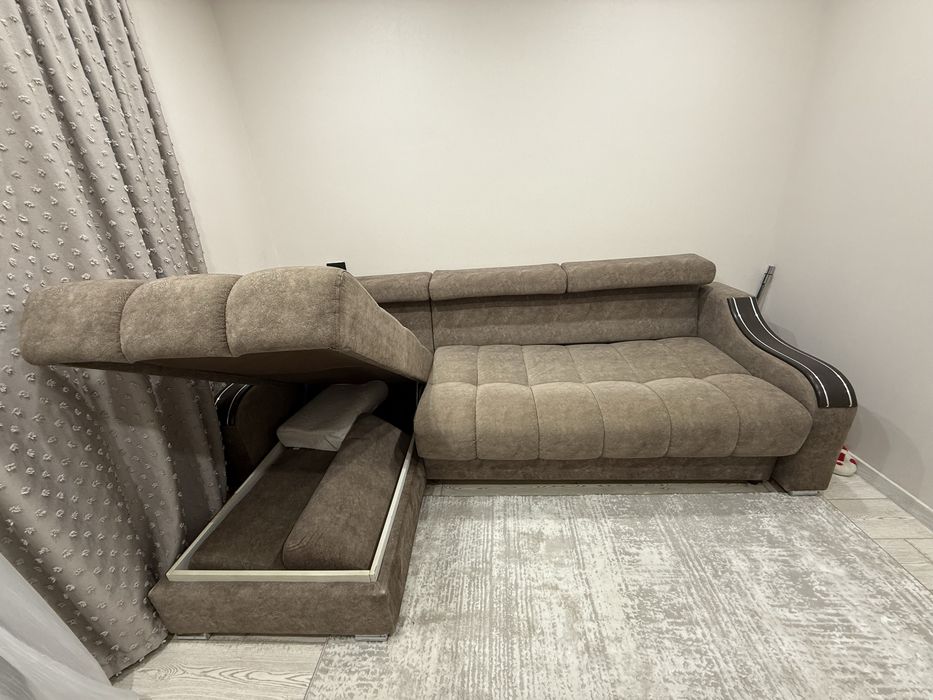 Продам диван в отличном состоянии