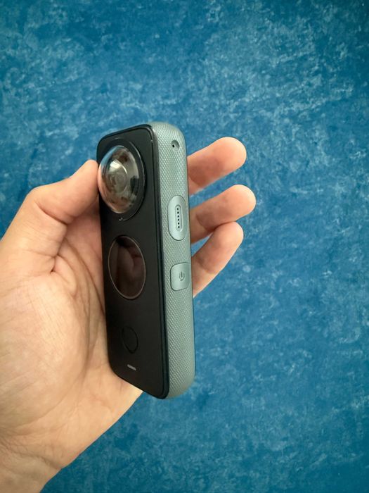 Продаю Insta360 ONE X2 (идеальное состояние)