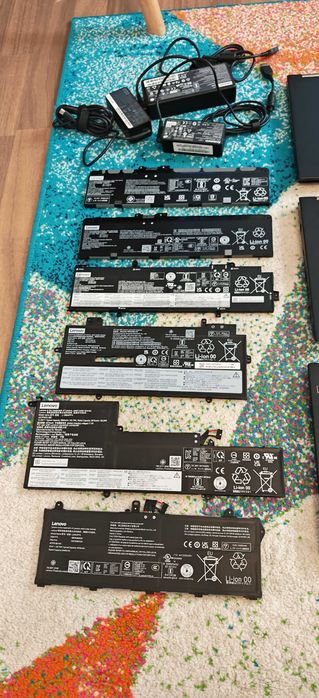 Dezmembrez piese și baterii Lenovo ThinkPad (X1 Carbon Gn6, Yoga 370) incarcatoare