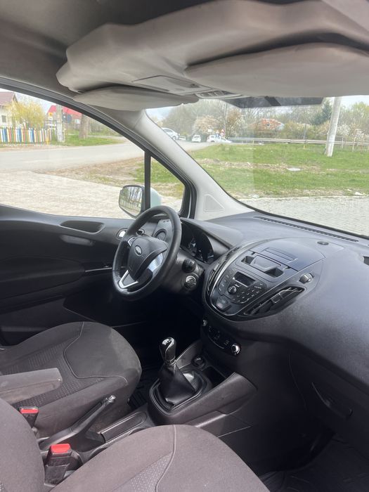 Ford transit courier 2017 Ecoboost