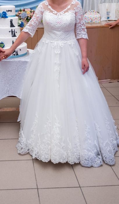 Vând  rochie de mireasa!