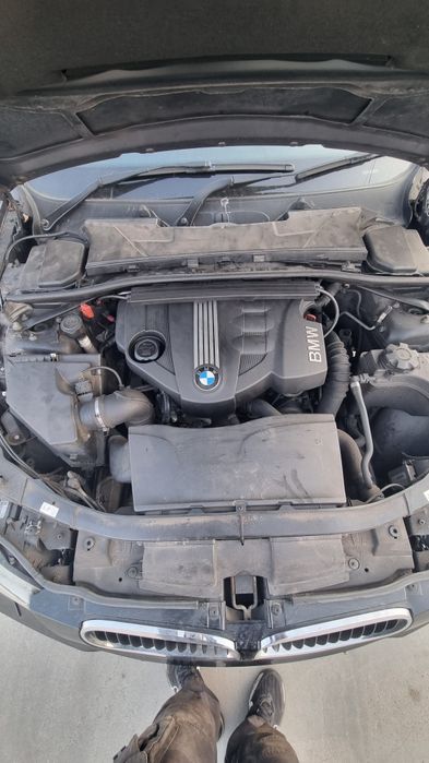 Dezmembrez bmw e90