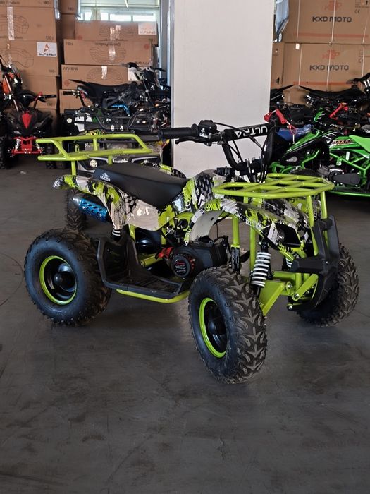 ATV quad 49cc Hummer la mâna a doua folosit în regim propriu pentru filmări