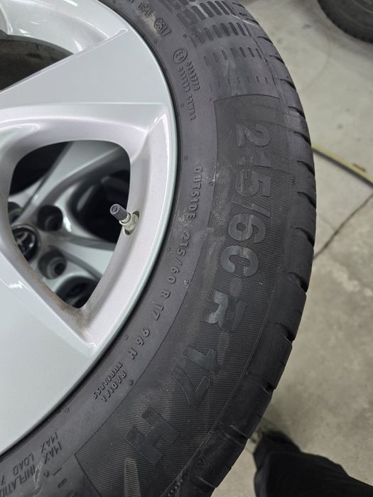 4 Броя 215/60/17 Continental 2x7mm 2x5,2mm