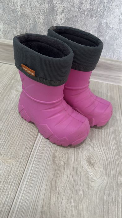 Детская обувь . Состояние нормальное