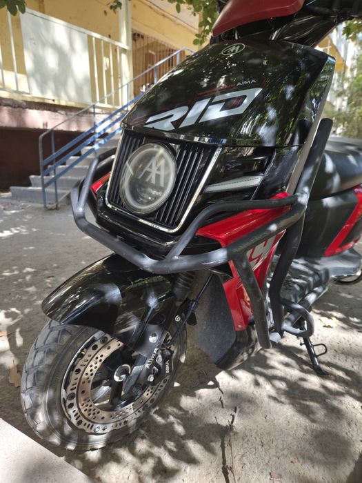 Продам электро скутер новый AIMA