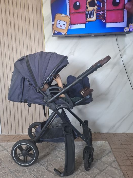 Продам коляску фирмы  teknum