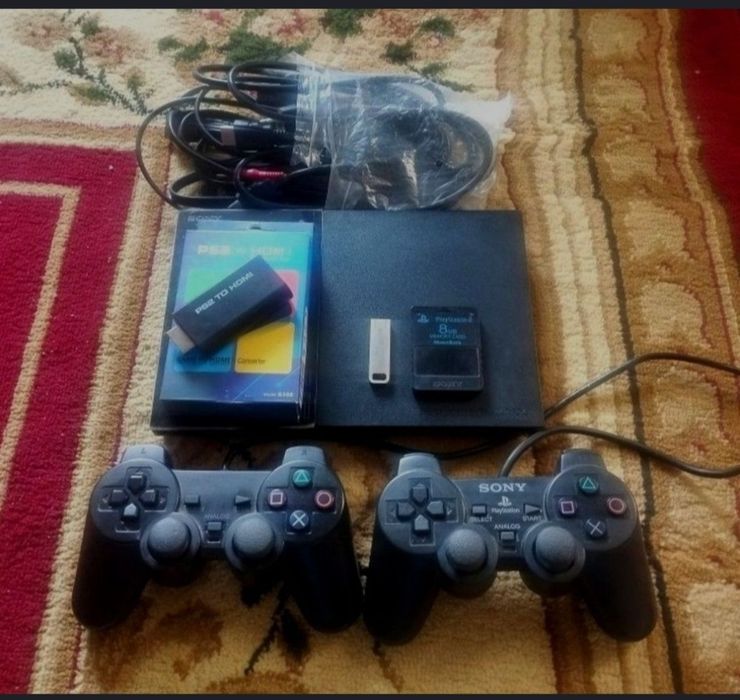 Sony Playstation 2 slim.