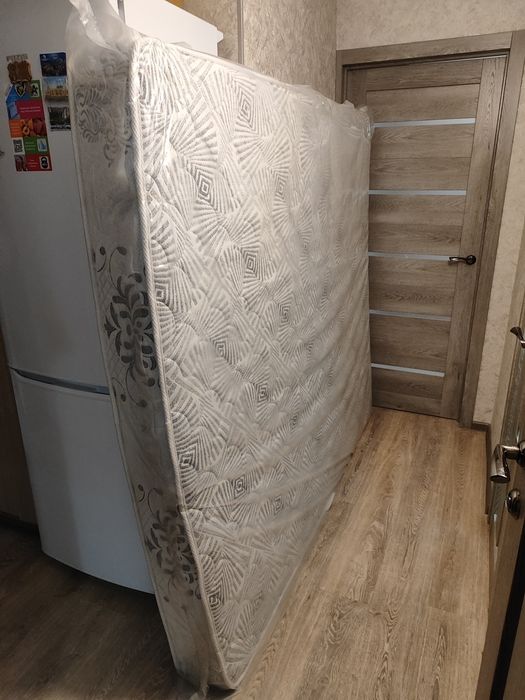 Матрас пружинный