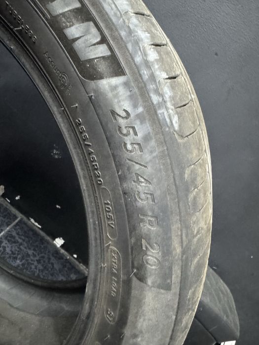 michelin R20 255/45 sotiladi 1 dona