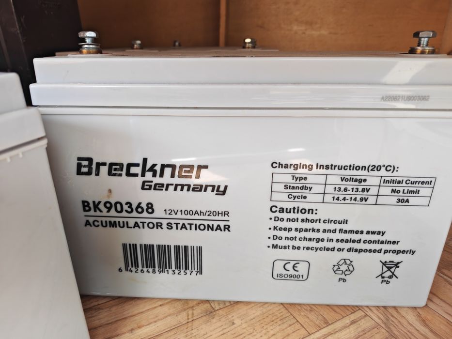 Invertor solar +4bateri gel