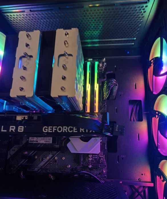 Rtx4060ti/Ryzen7 5800x/X570 Asus/16gb ddr4 3200mhz Gskill/700w blok