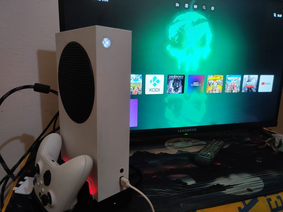Продам Xbox series S