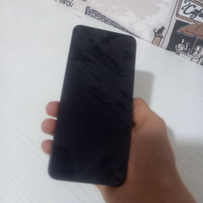 REDMI 12 XAMYONBOP NARXDA telefonni ekarani alishgan