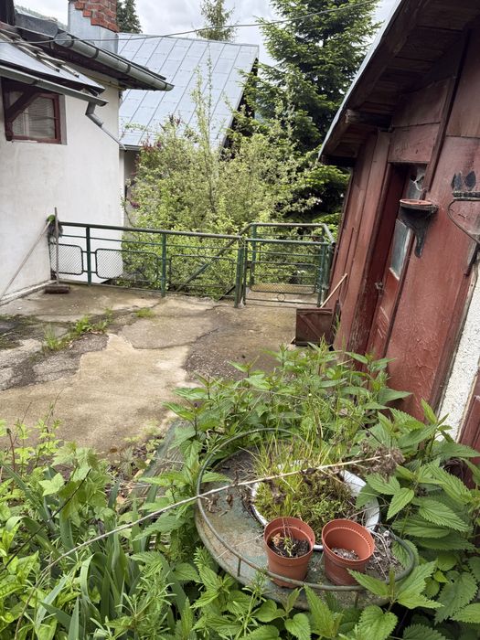 Vand casa batraneasca Sinaia,zona Furnica