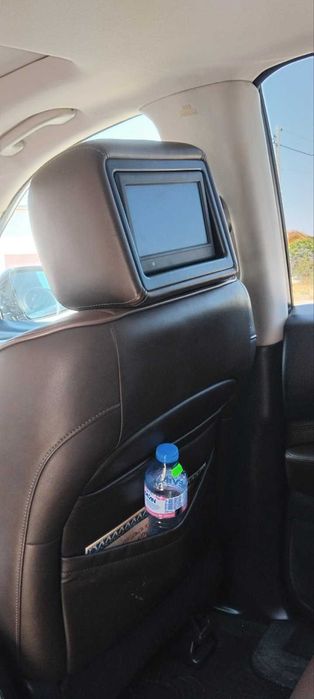 Продавам   лек автомобил  ,,INFINITI  JX 35,,