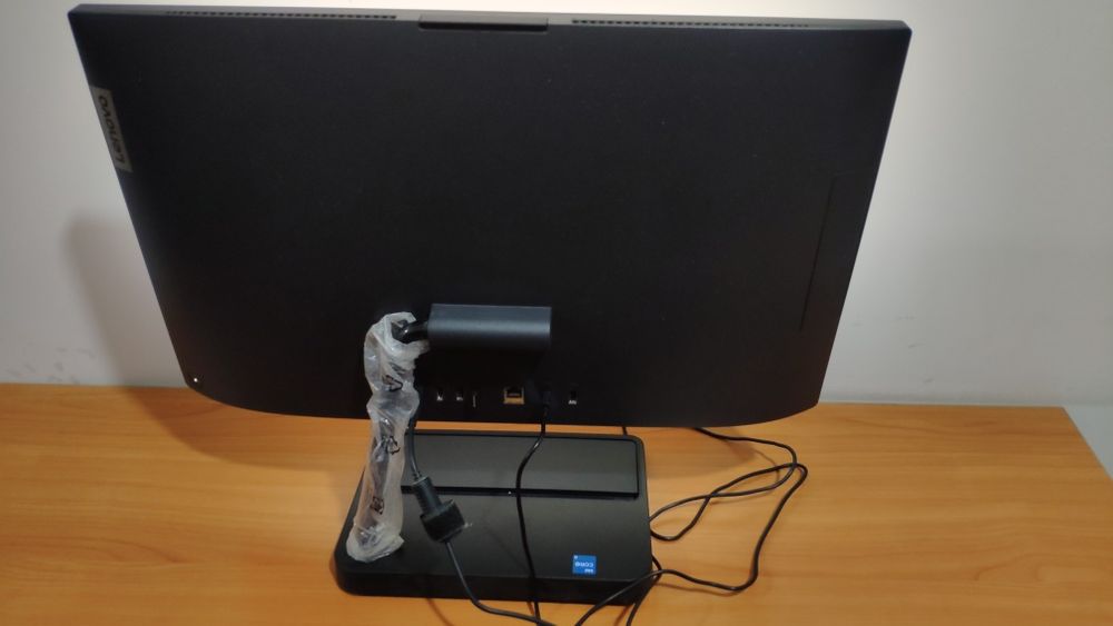 Lenovo моноблок компьютер состояния отличное intel core i3