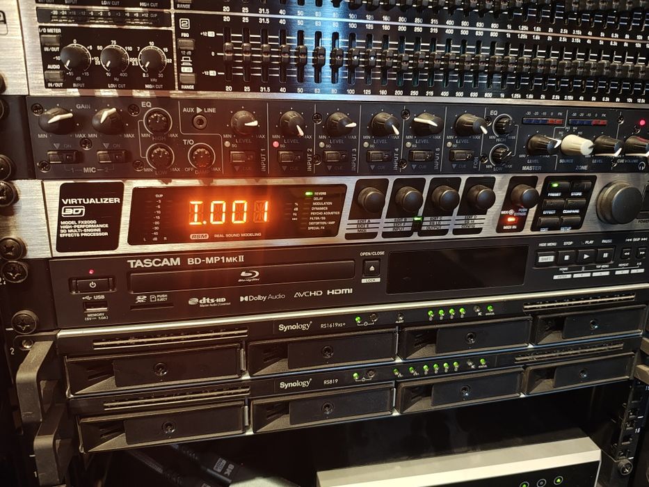 Behringer FX2000 Virtualizer 3D Procesor multiefect
