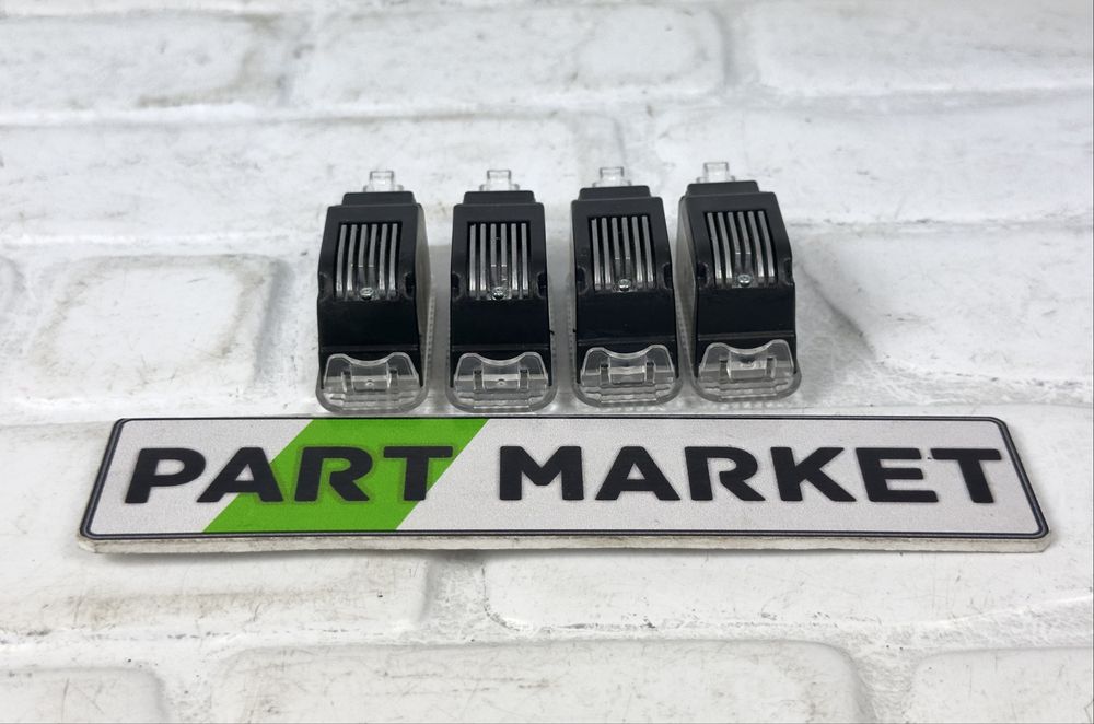 Подсветки за врата AUDI QUATTRO A3 A4 A6 A7 Q3 Q5 Q7 Q8 4G0052134E 4G0052135E