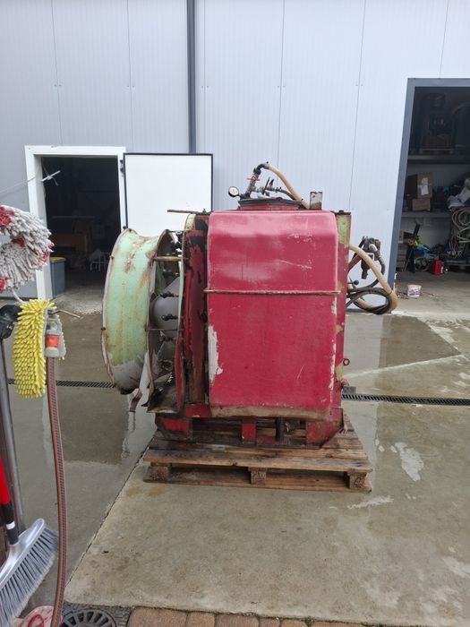 Pompa Atomizor Stropitoare pomi fructiferi și vita de vie