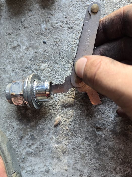 Гайки джанти 12х1,5 ключ 21