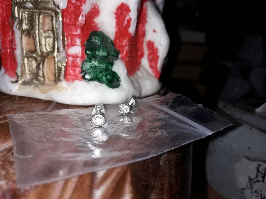 Пуссеты с фианитом