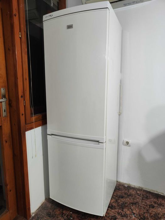 Хладилник Zanussi