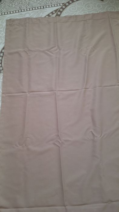 Продается комплект (2портьеры).