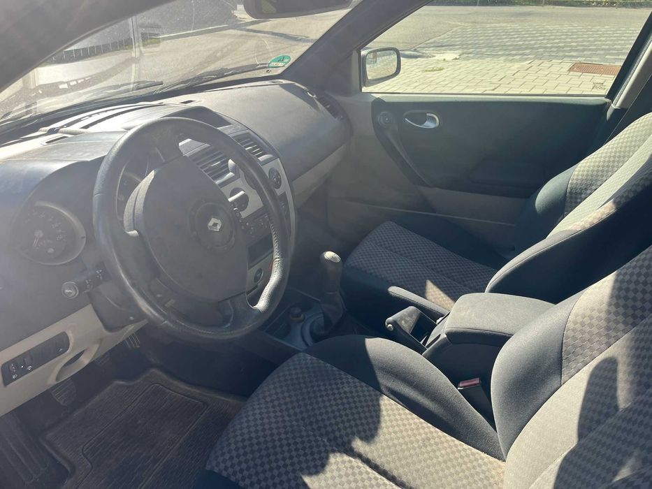 Renault MeganeGMeganeGra dtodtourdtodtoure