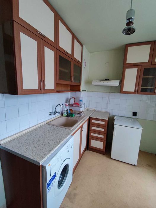 Дава се под наем Едностаен апартамент в Пловдив, Гагарин - 60 кв.м за 225 € - Снимка #2