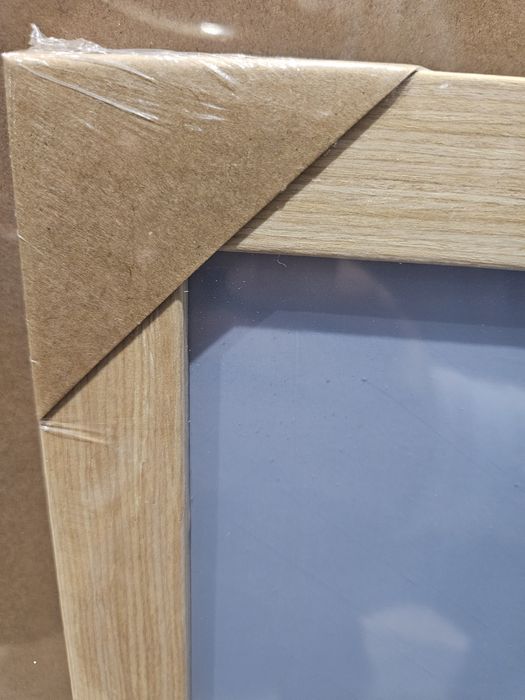 Рамки за тениски / Екип в рамка