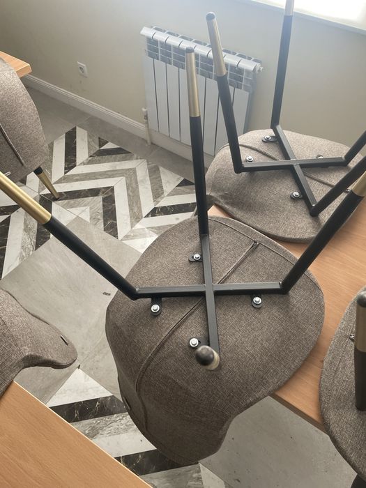 Стулья с чехлами