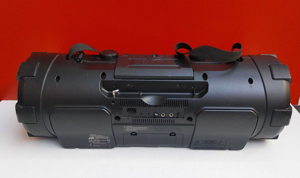 НАЙ ДОБРАТА ОФЕРТА JVC RV-NB100B Boomblaster DAB, Bluetooth