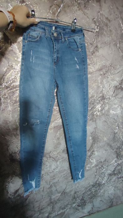 Джинсы на девочку 8-9-10 лет, штаны, брюки