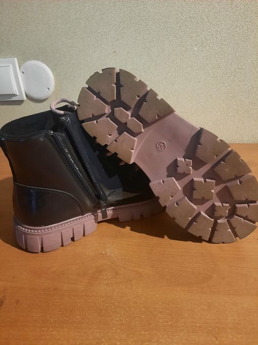 Ботинки для девочки