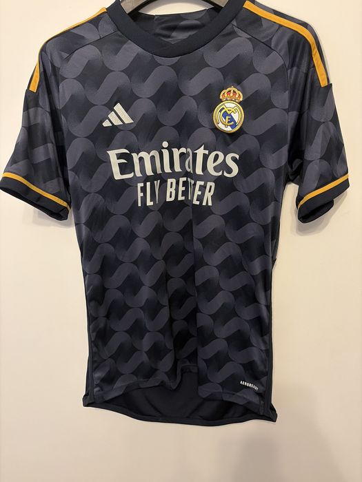 Real Madrid away 23/24 Adidas размер M