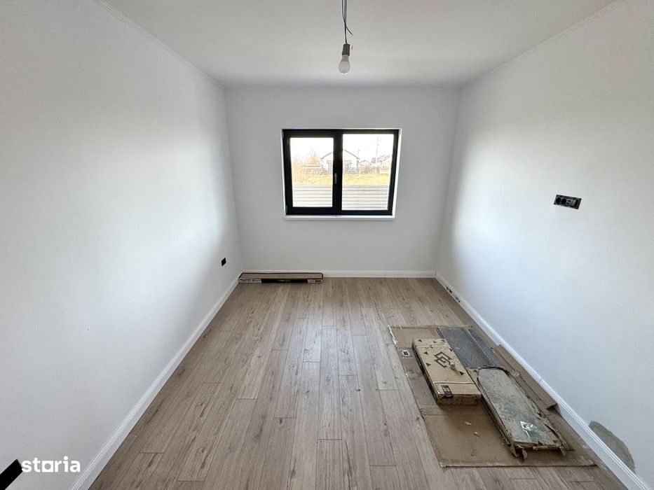 4 camere! 2 BAI! Incalz in pard! Casa Valea Ursului - Vorovesti