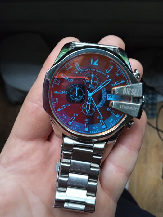Diesel часы срочно