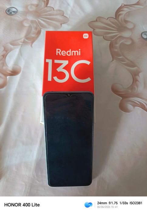 Redmi 13C новый.