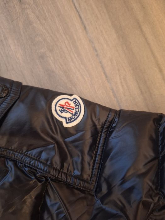 Geaca moncler neagra  M