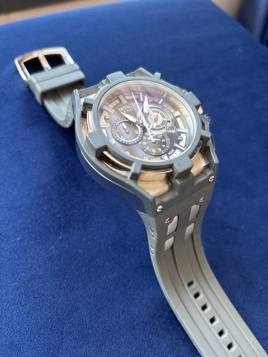 Часовник INVICTA AKULA RESERVE Swiss Made