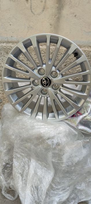 Тойота Камри 70 диски