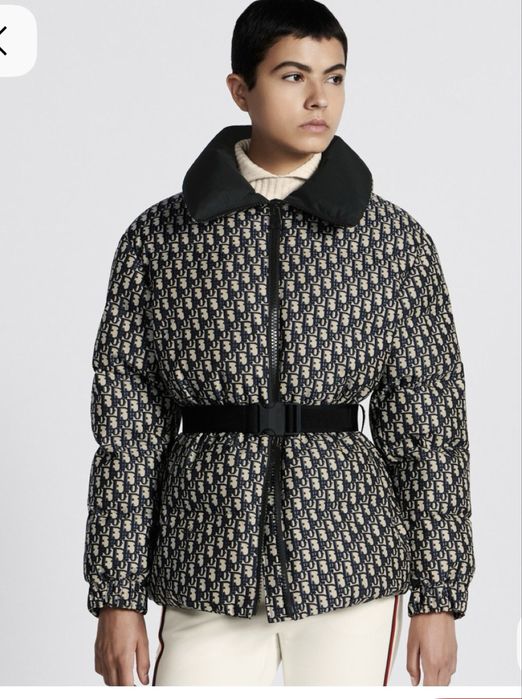 Продам зимнюю куртку от фирмы CD