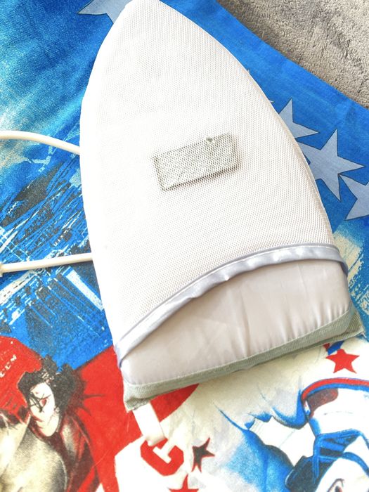 Отпариватель ручной,паровой утюг