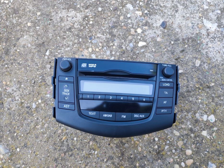 Оригинално CD Тойота Рав4 2011г.