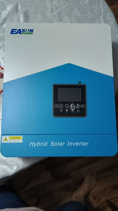 Invertor Hibrid fotovoltaic Easun 6,2kw,48v fabricat în februarie 2026,utilizat  pentru că a desfăcut doar din cutie