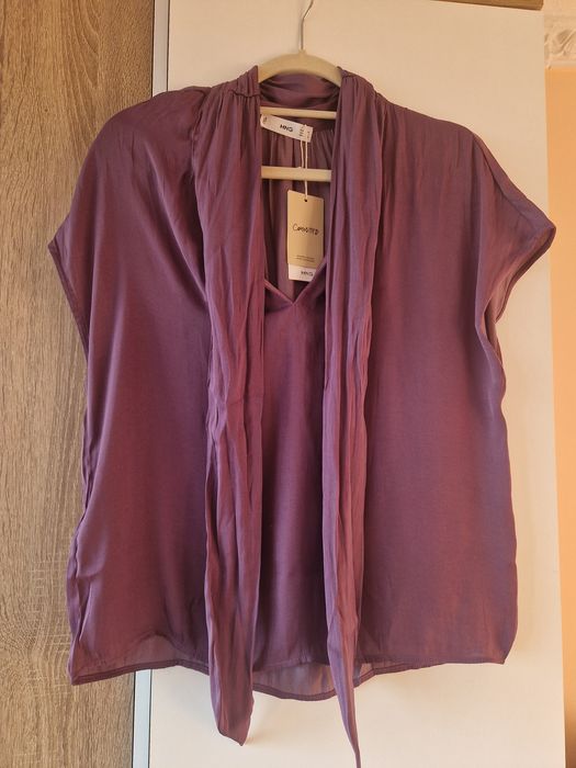 Блуза с къс ръкав Mango