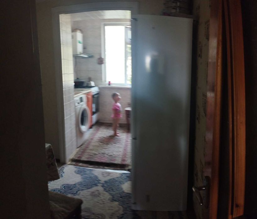 Срочно 3 комнатная квартира не далеко от Рисового базара (Бакалея)