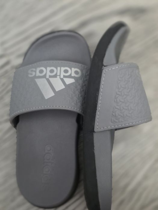 Шлепанцы  Adidas