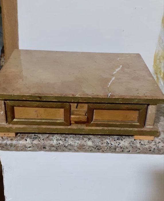 Cutie decorativa din marmura cu sertar din lemn